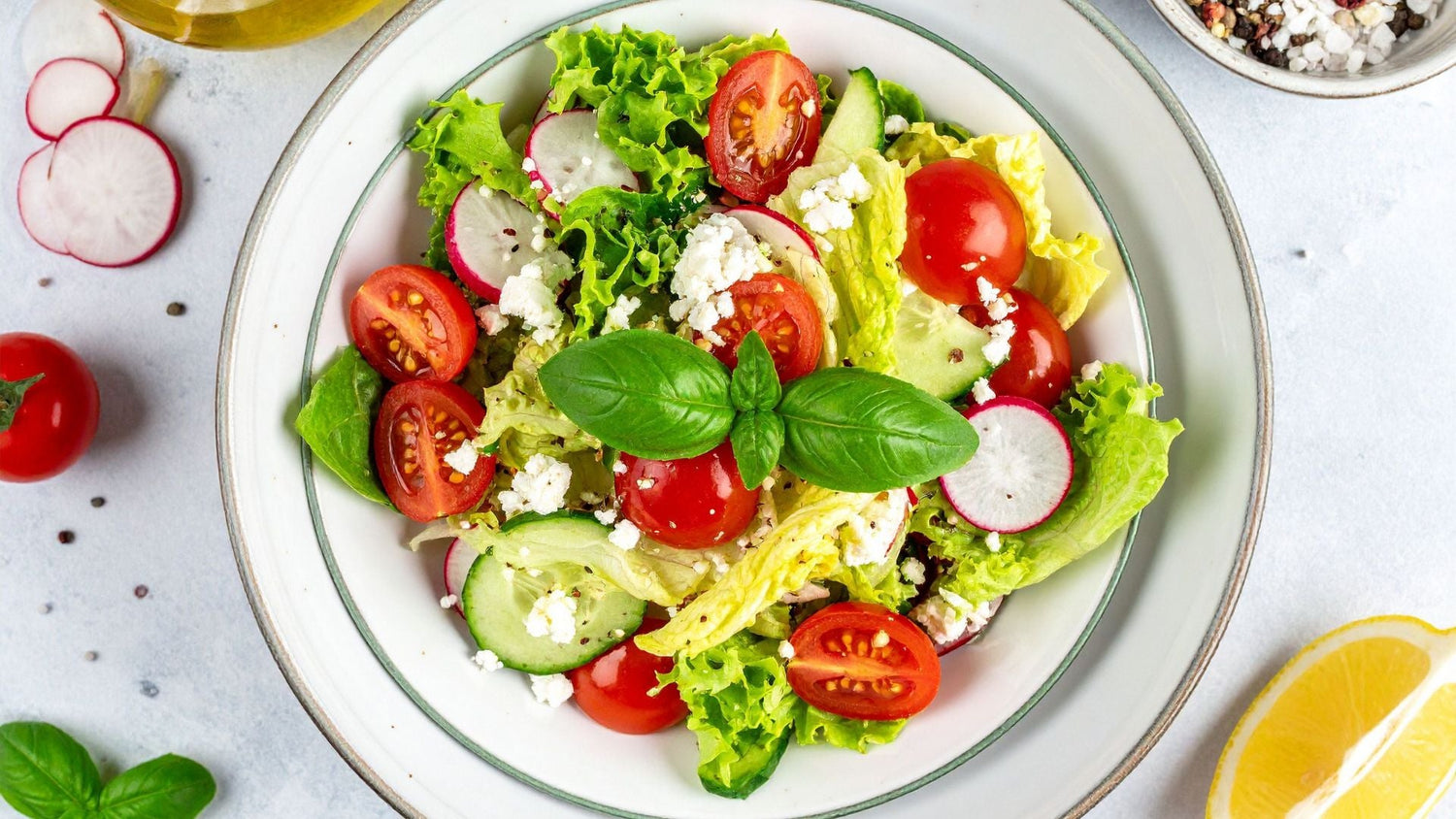 Comment intégrer la nigelle dans vos salades