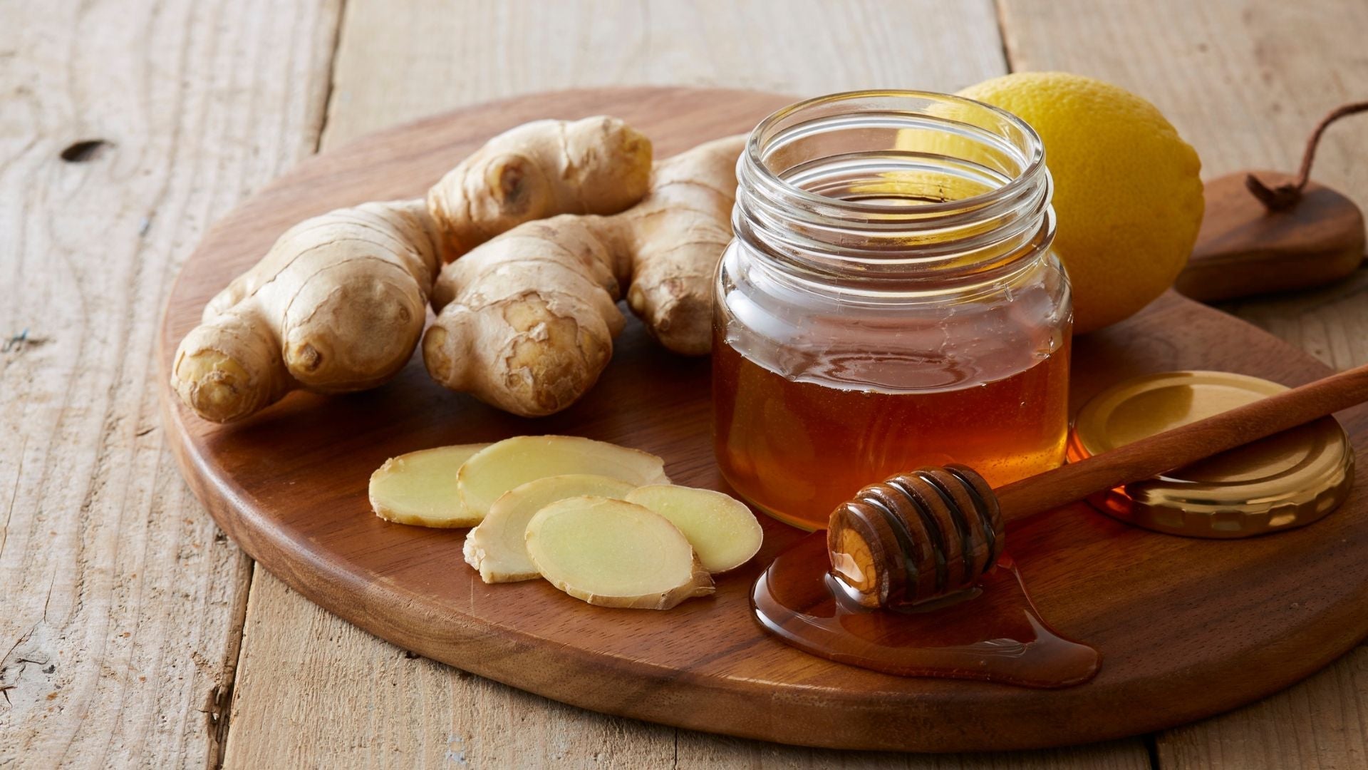 Quels sont les bienfaits du miel de nigelle et du gingembre mélangés ?