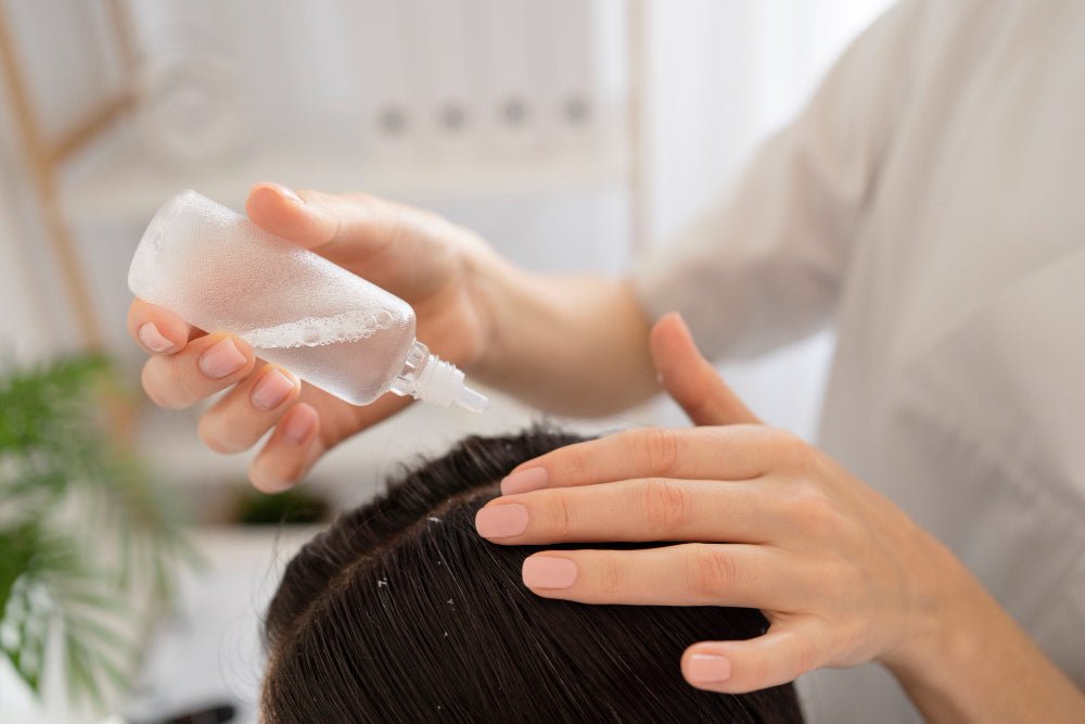 Soins Naturels pour le Psoriasis du Cuir Chevelu : Masque Maison Révélateur - lofficinedumonde.fr